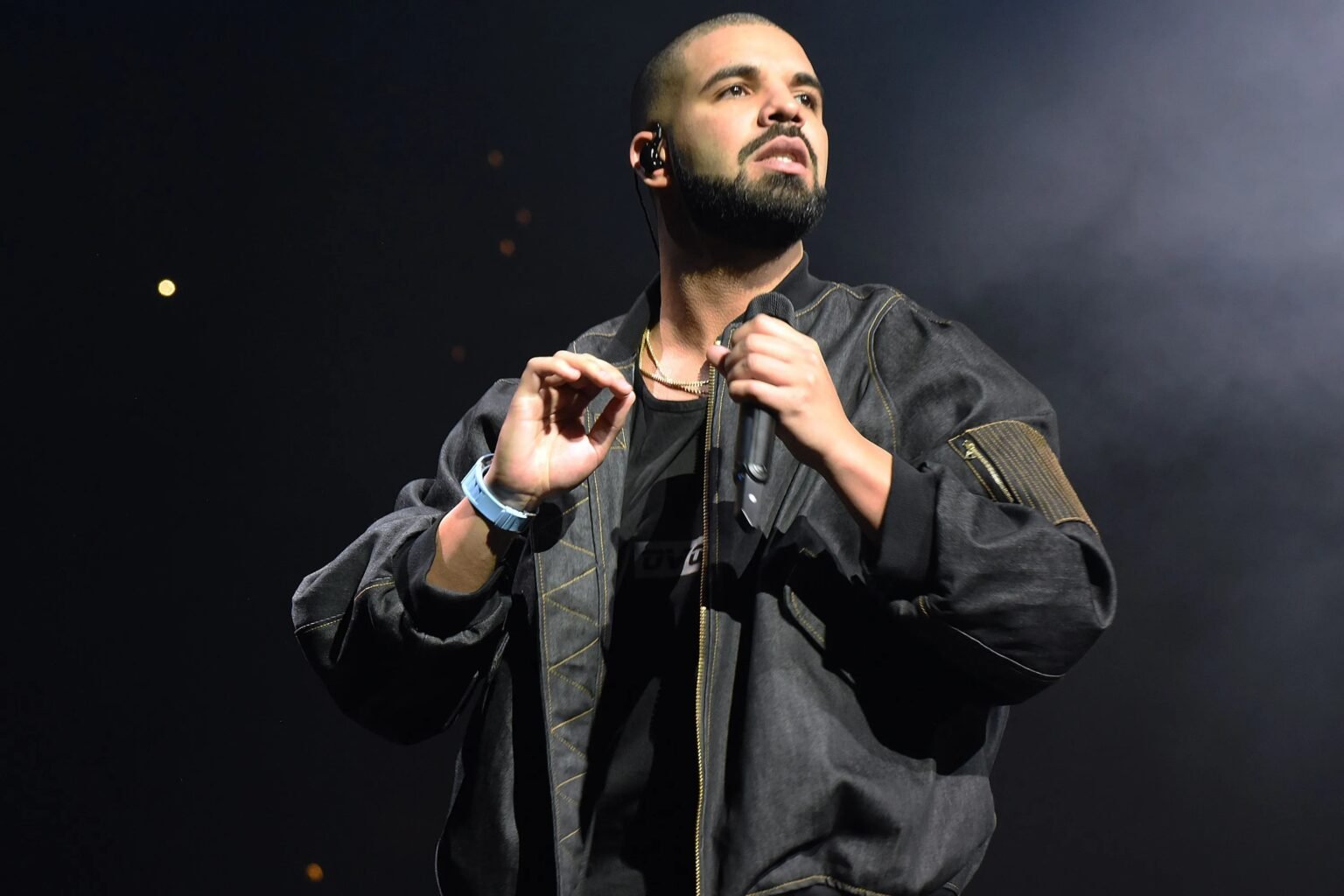 Rap star Drake brings Bitcoin to the masses on Instagram