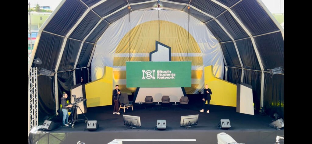 Generate Bitcoin to unite student groups in a global network